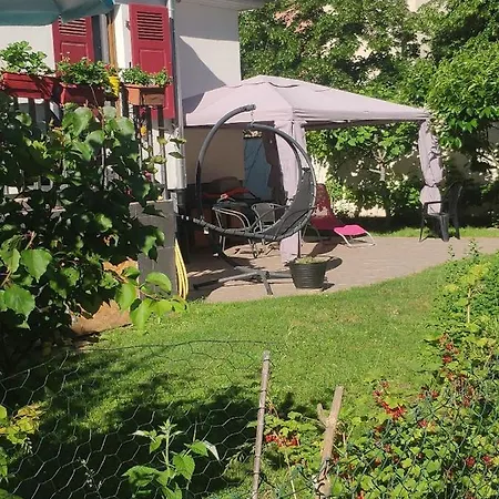 منزل للإقامة Room,chambre Privee Chez L'habitant,parking Voiture Devant La Maison,garage Moto Et Velo, Petit Dejeuner